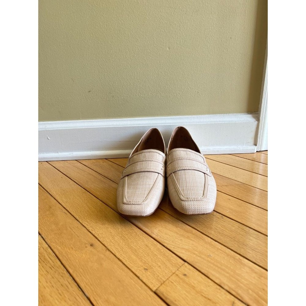 Franko Sarto Women's Ashter Nude Moc Toe Loafer - Size 10